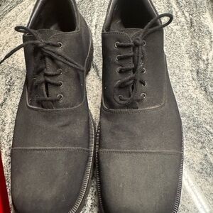 Donald J. Pliner Black Cap-Toe Lace-Up Oxfords.   Made in Italy